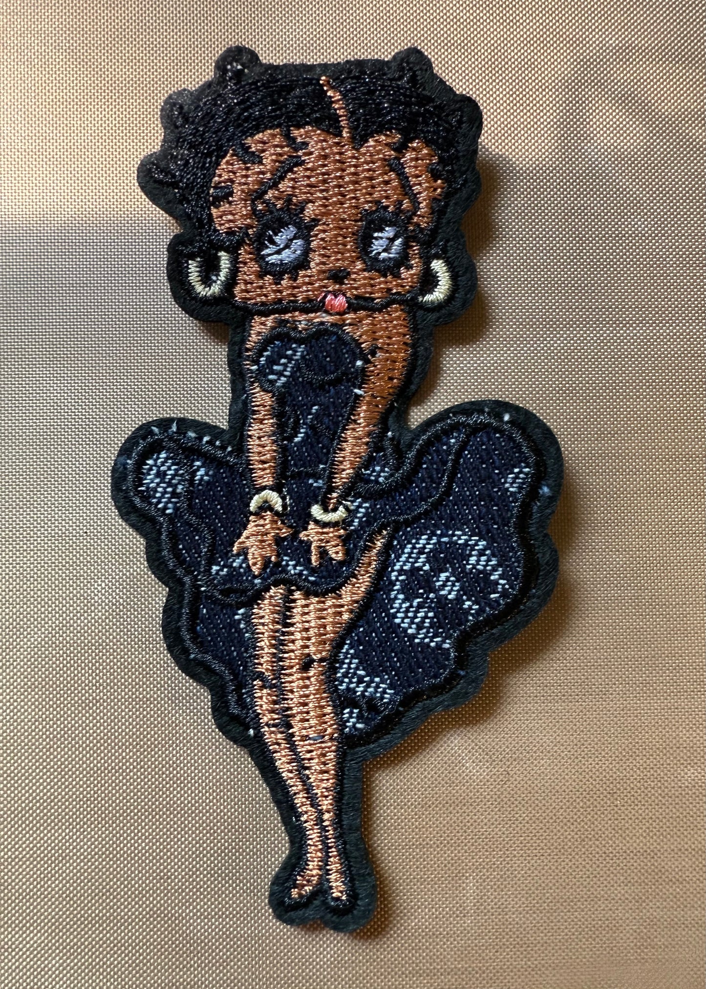 LV BETTY IRON ON PATCH