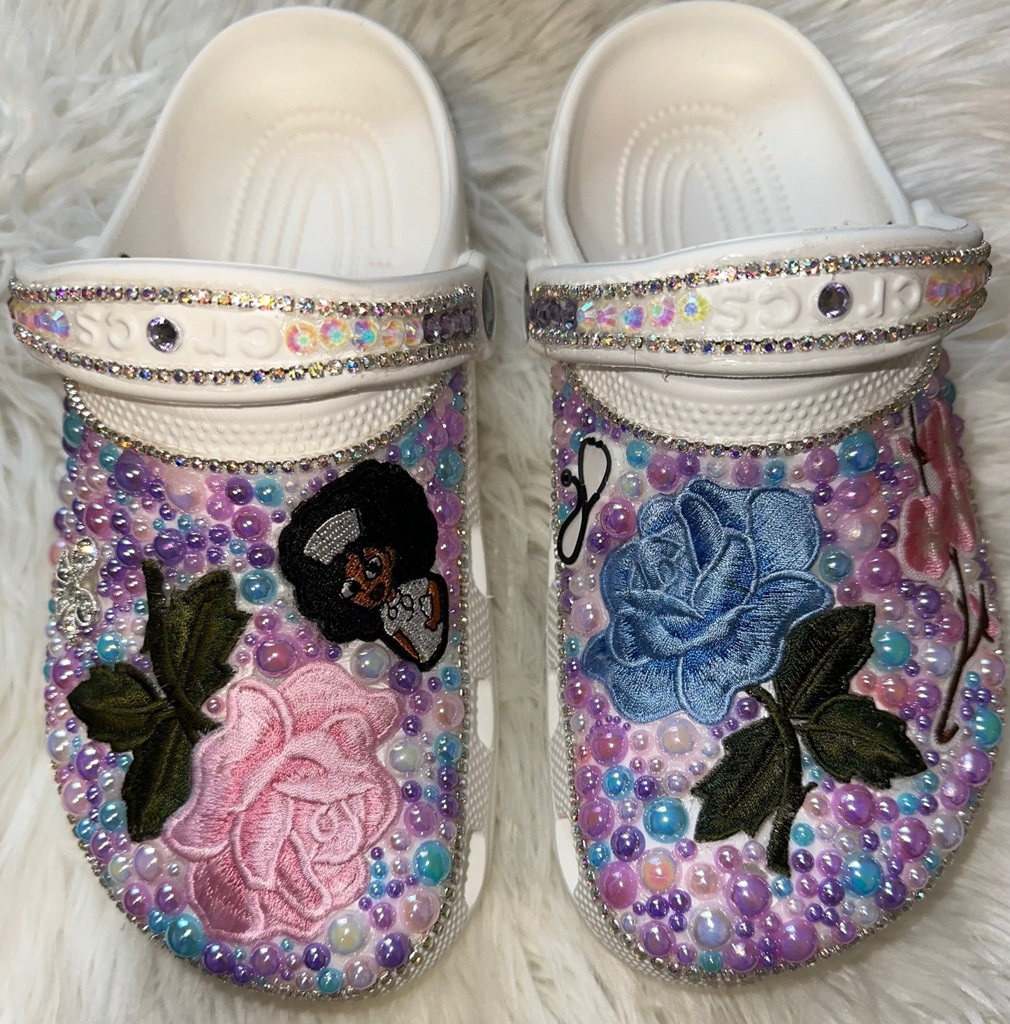 CUSTOM BLING/BEDAZZLED CROCS
