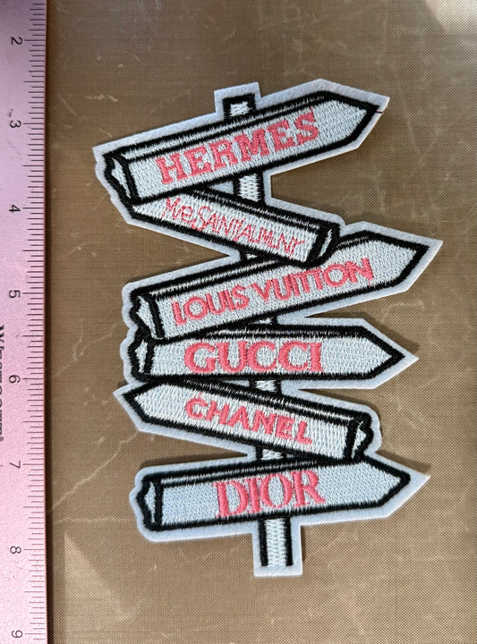DESIGNER ARROW IRON ON PATCH